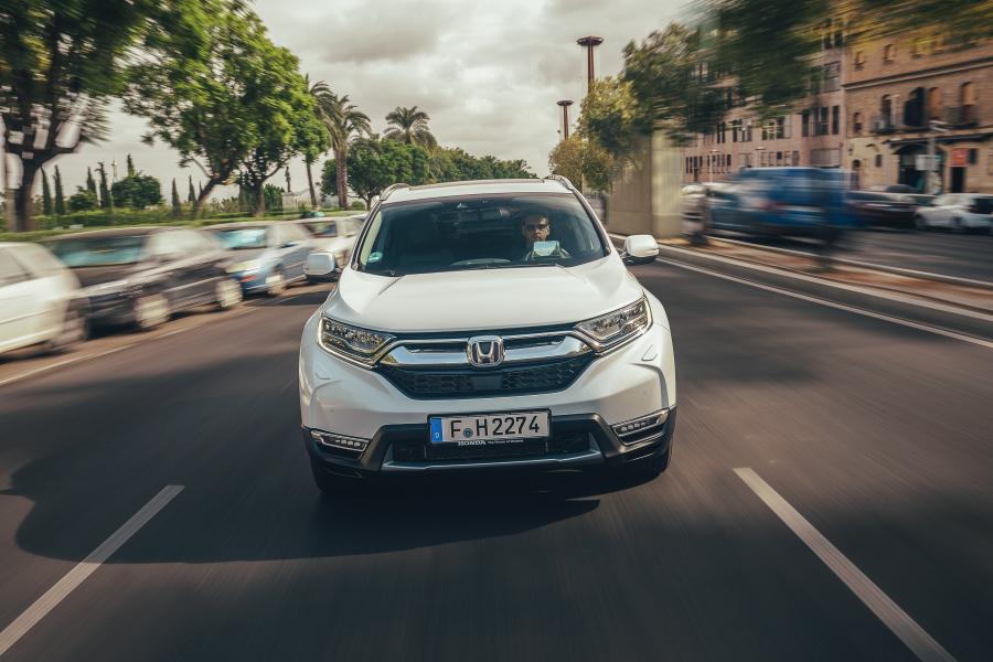  Honda CR-V Hybrid 2018 года  (EU) (фото 19 из 56)